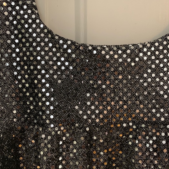 Sparkly silver Top . plus size - Picture 4 of 4